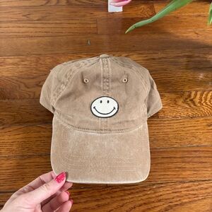 American Eagle Outfitters Cute Smile Baseball Hat